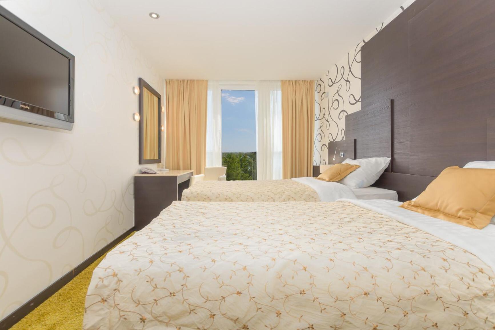 Grand Novi Vinodolski Resort Rom bilde